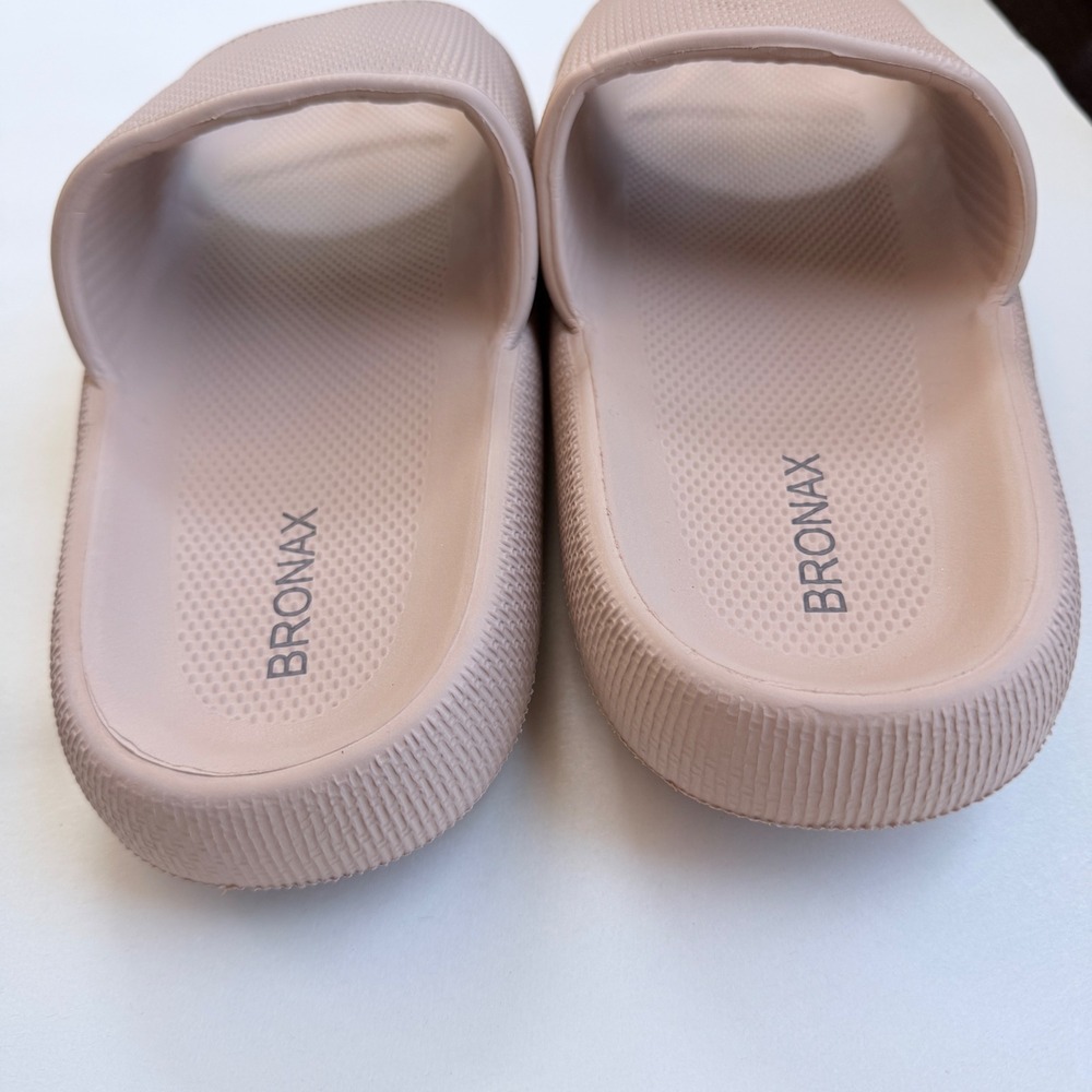 BRONAX Pillow Cloud Slides Tan Cushion Sandals Unisex Size 40-41 8.5-9W 7M - Picture 3 of 4